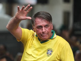 Bolsonaro Agita Rio em Ato Pró-Anistia!